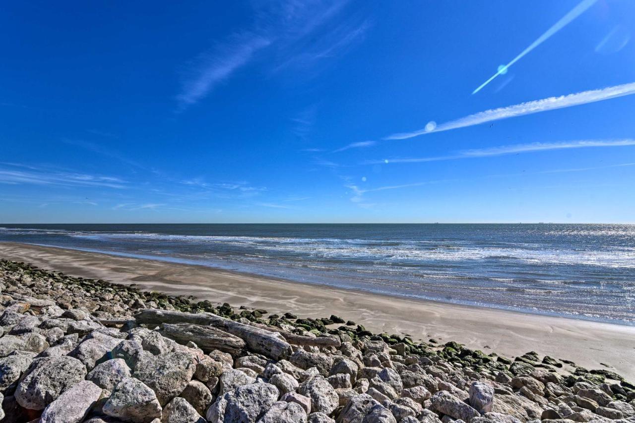 A-Frame Home With Deck - 2 Blocks To Surfside Beach! Екстериор снимка