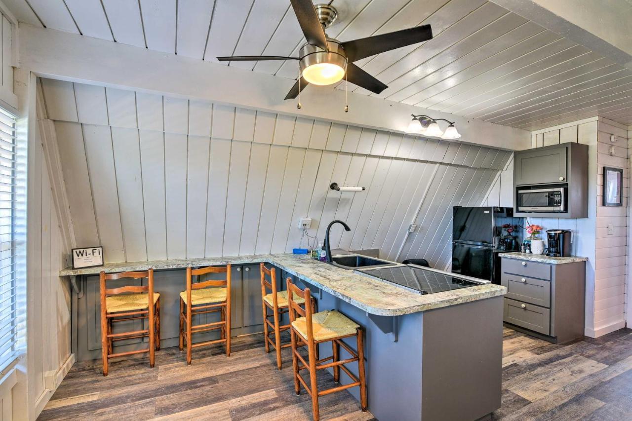 A-Frame Home With Deck - 2 Blocks To Surfside Beach! Екстериор снимка